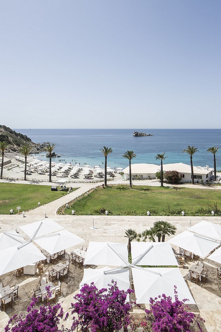 Luxurioeses Resort Sardinien Falkensteiner Resort Capo Boi