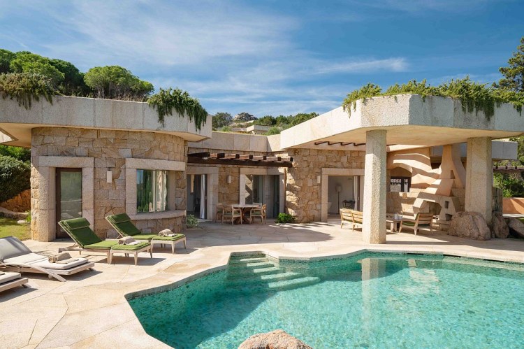 Luxurioeses Strandhotel Sardinien