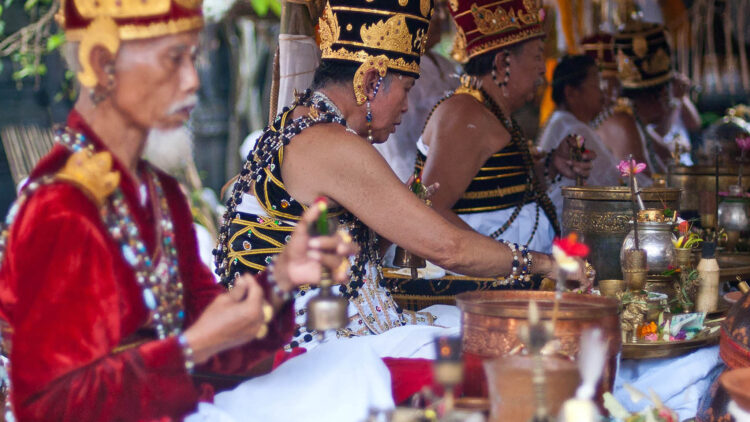 Balinese People And Hindu Ceremonies