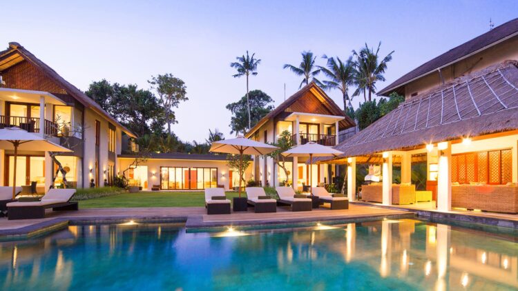 Seseh Beach Villa I Bali Sonnenuntergang Am Pool Mieten