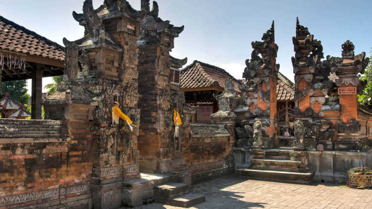 Seseh Beach Villa I Bali Villenanlage Am Ozean Mieten