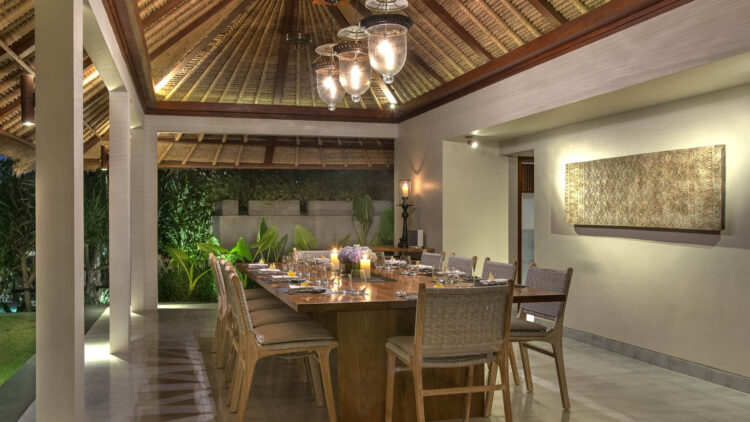 Seseh Beach Villa Ii Bali Outdoor Dining Mieten