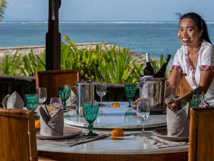 Villa Cemara Sanur Bali Mieten Essbereich Aussen