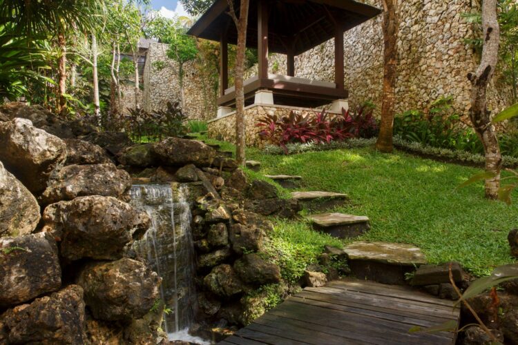 Villa Chintamani Bali Uluwatu Villagarten Mieten