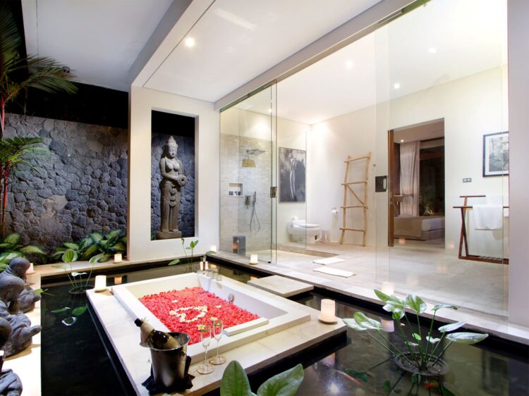 Villa Kalyani Canggu Bali Ensuite Bad Villa Mieten