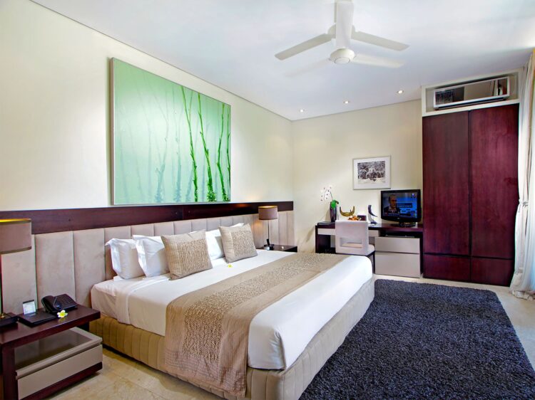 Villa Kalyani Canggu Bali Kingsize Bett Villa Mieten