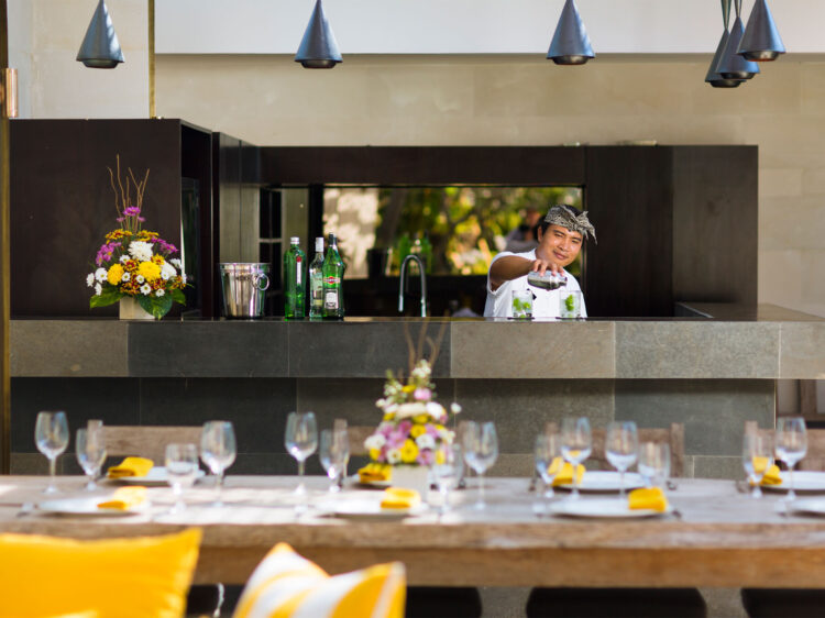 Villa Lilibel Seminyak Bali Buchen Dining Area