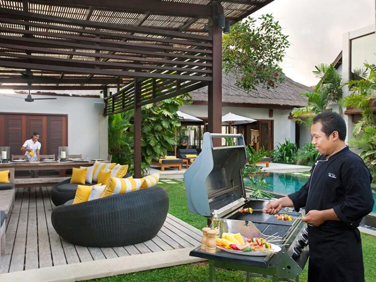 Villa Lilibel Seminyak Bali Buchen Pool Aussen