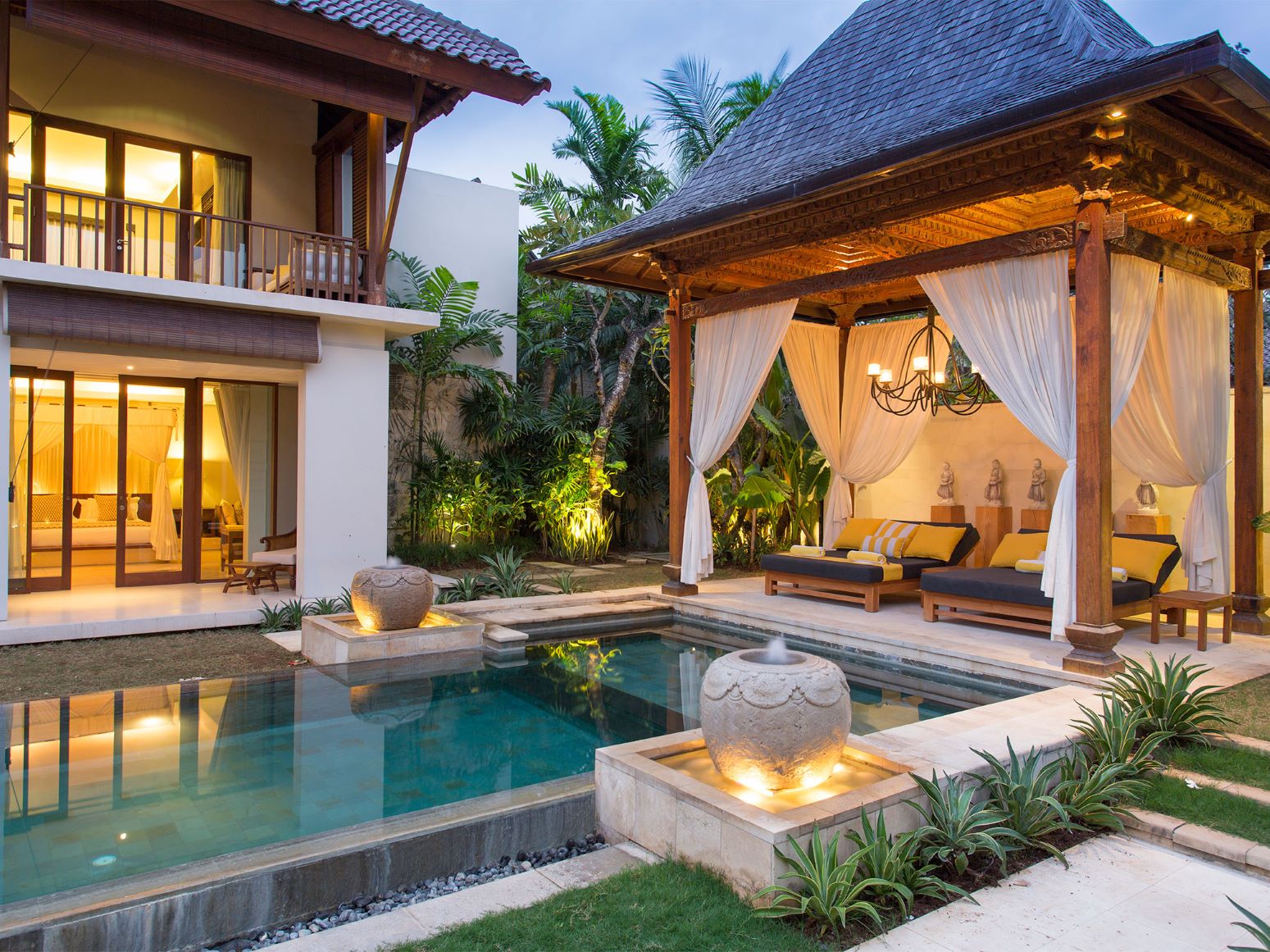 Villa Lilibel Seminyak Bali Buchen Pool Bereich