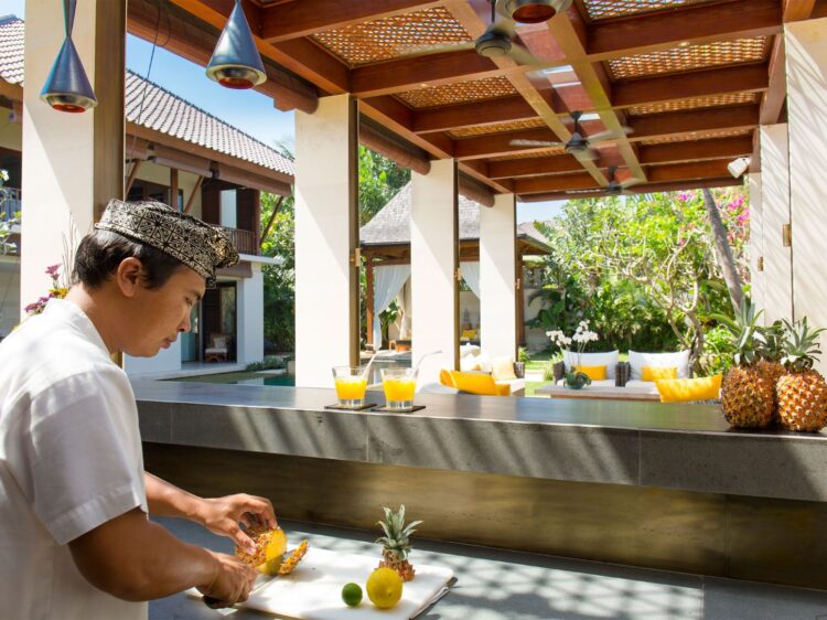 Villa Lilibel Seminyak Bali Buchen Service Personal