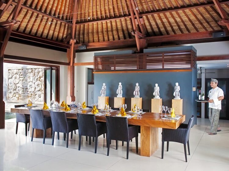 Villa Lilibel Seminyak Bali Mieten Essbereich Alfresco