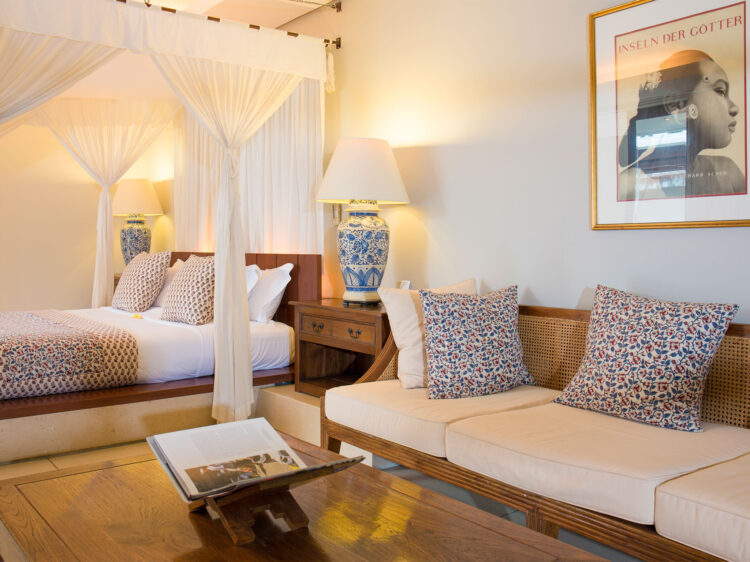 Villa Lilibel Seminyak Bali Mieten Schlafzimmer Gross