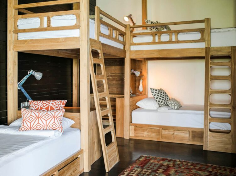 Villa Mana Canggu Bali Bunkroom Familienvilla Mieten