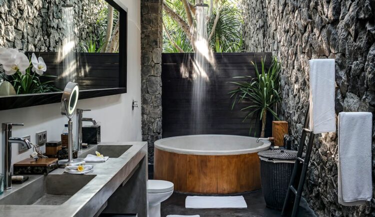 Villa Mana Canggu Bali Regendusche Luxusvilla Mieten