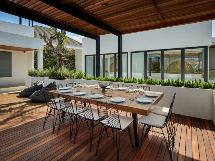 Villa Nini Elly Canggu Bali Mieten Essbereich Alfresco