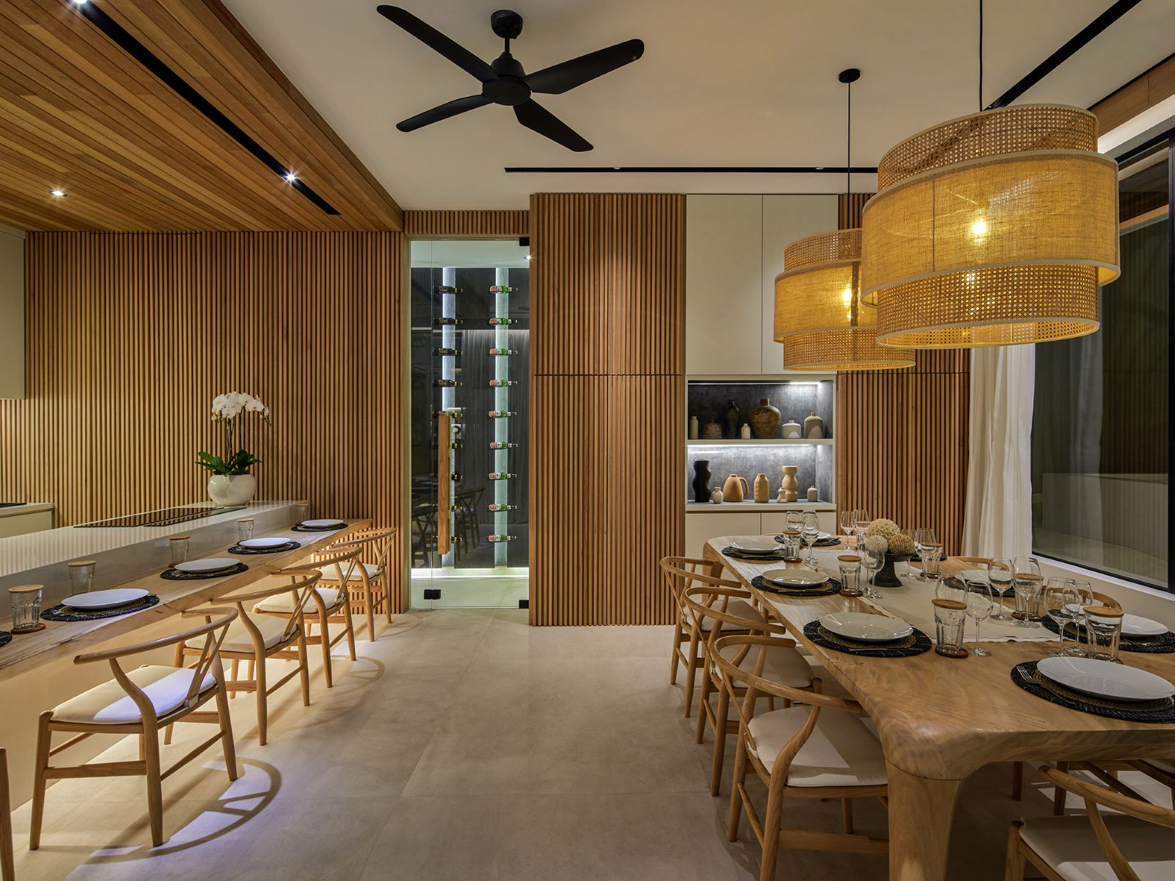 Villa Nini Elly Canggu Bali Mieten Essbereich Innen