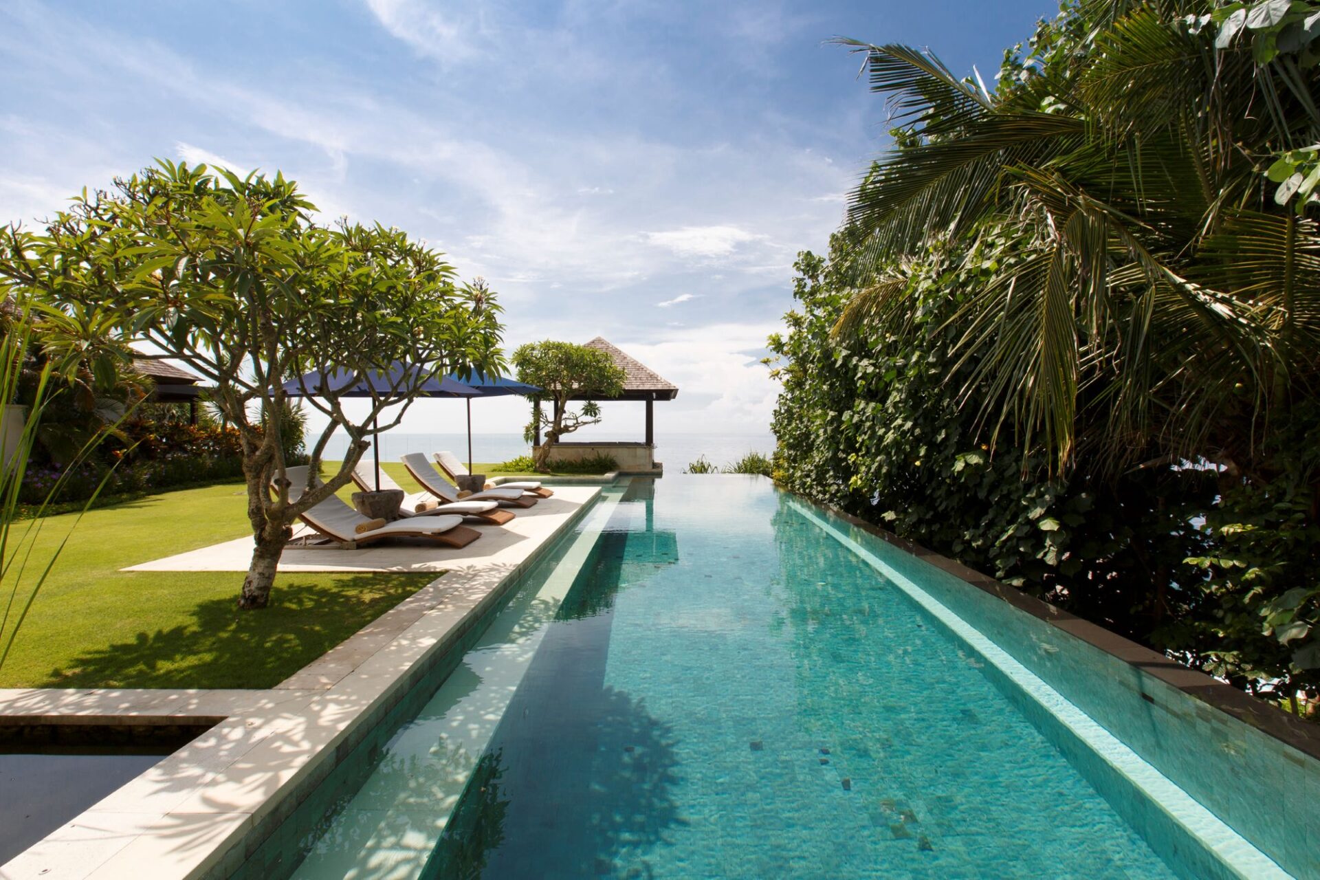 Villa Nora Bali Mieten Infinitypool Ungasan