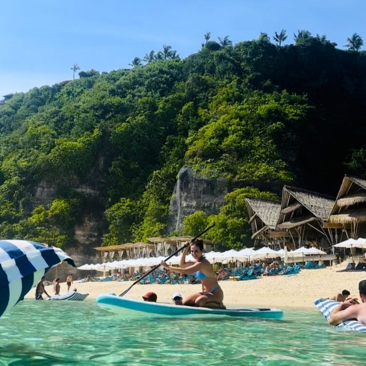 Villa Nora Ungasan Mieten Sundays Beachclub Meerblick