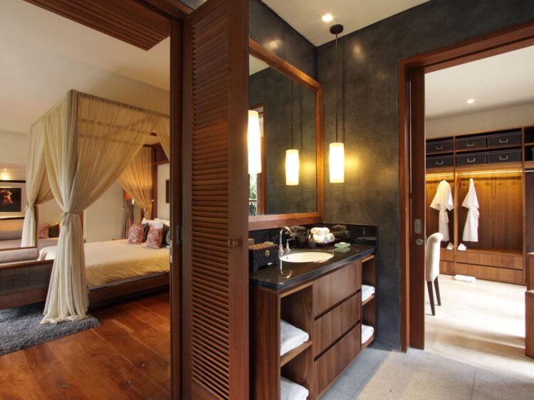 Villa Sarasvati Bali Badezimmer Mieten (2)