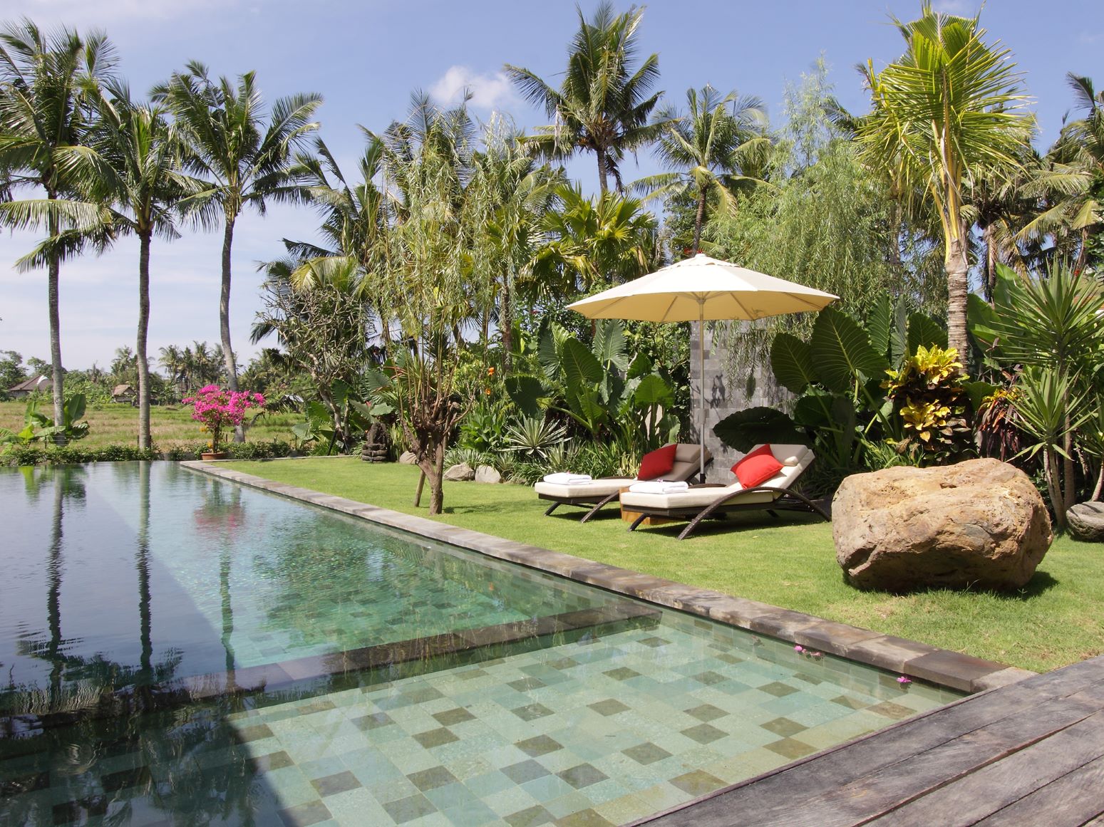 Villa Sarasvati Canggu Luxusvilla Pool Mieten