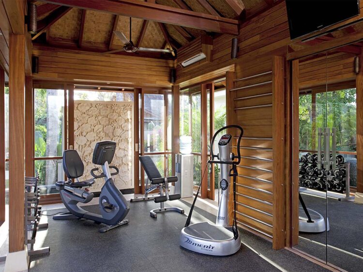 Villa Sati Canggu Gym Fitnessraum Luxusvilla Mieten