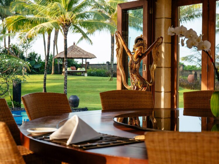 Villa Semarapura Bali Alfresco Dining Ozean Mieten