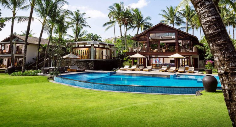 Villa Semarapura Bali Pool Meerblick Mieten