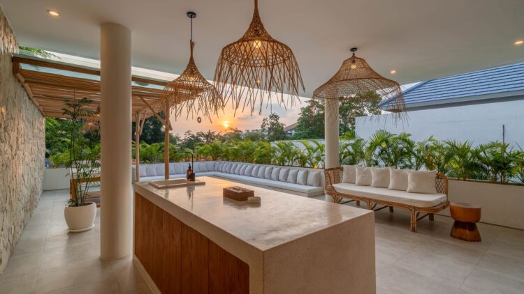 Villa Unna Bali Rooftop Bar Villa Mieten